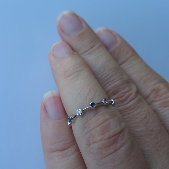 Genuine Diamonds Enamel In 18K White Gold Ring Size 5 - Picture 5 of 12